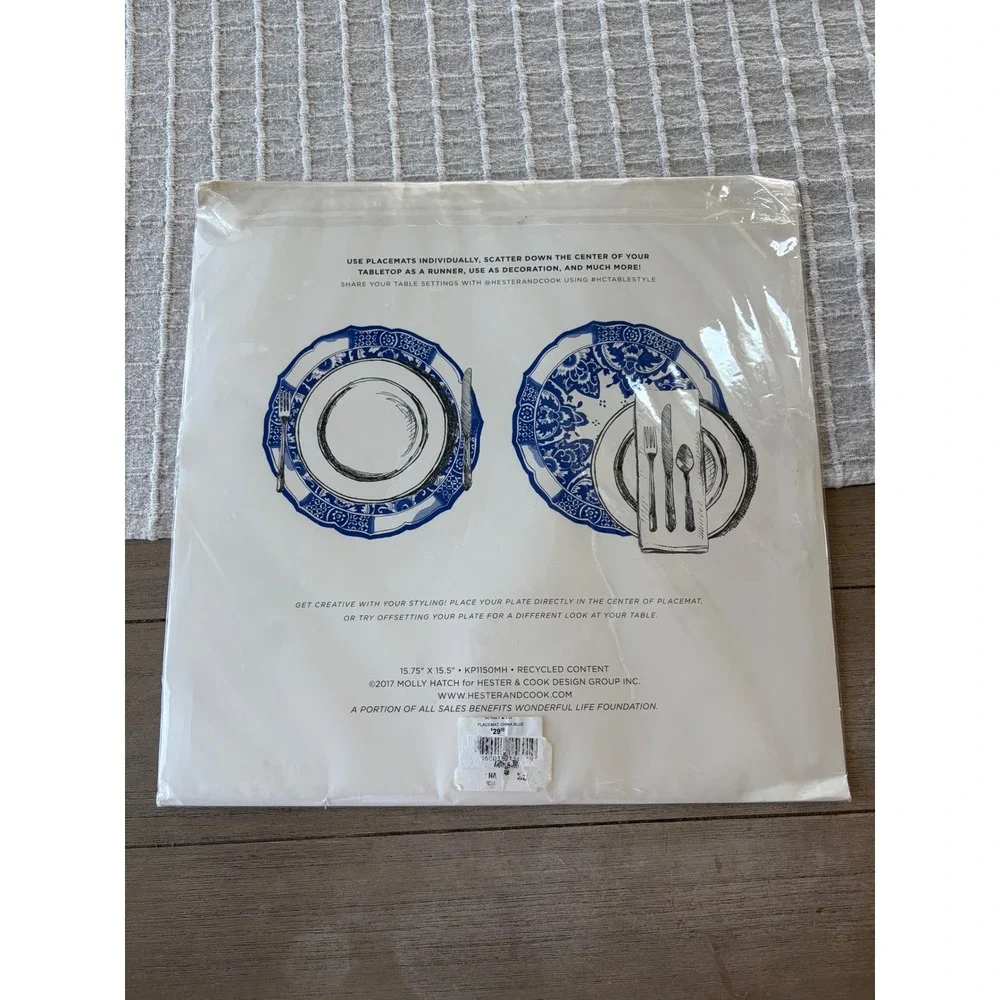 Hester & Cook Molly Hatch China Blue Paper Placemats Pack 12 Floral Blue White